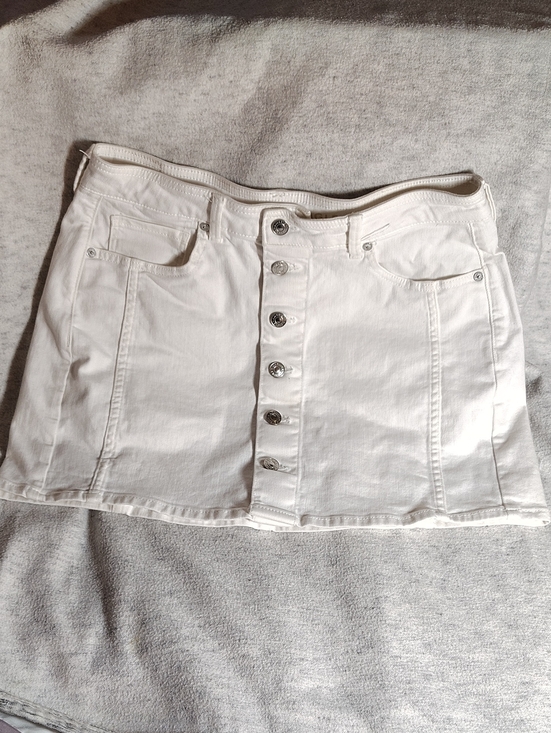 American Eagle Outfitters Dresses & Skirts - American Eagle Outfitters White Button-Front Denim Mini Skirt